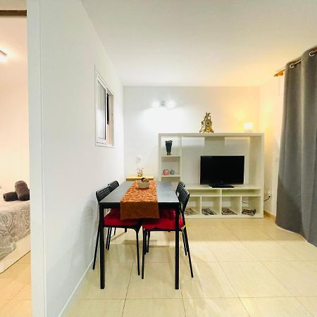 Renovado Apartamento En Zona Residencial A Pasos Del Mar サロウ エクステリア 写真