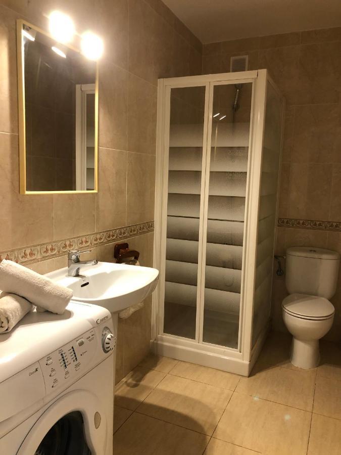 Renovado Apartamento En Zona Residencial A Pasos Del Mar サロウ エクステリア 写真