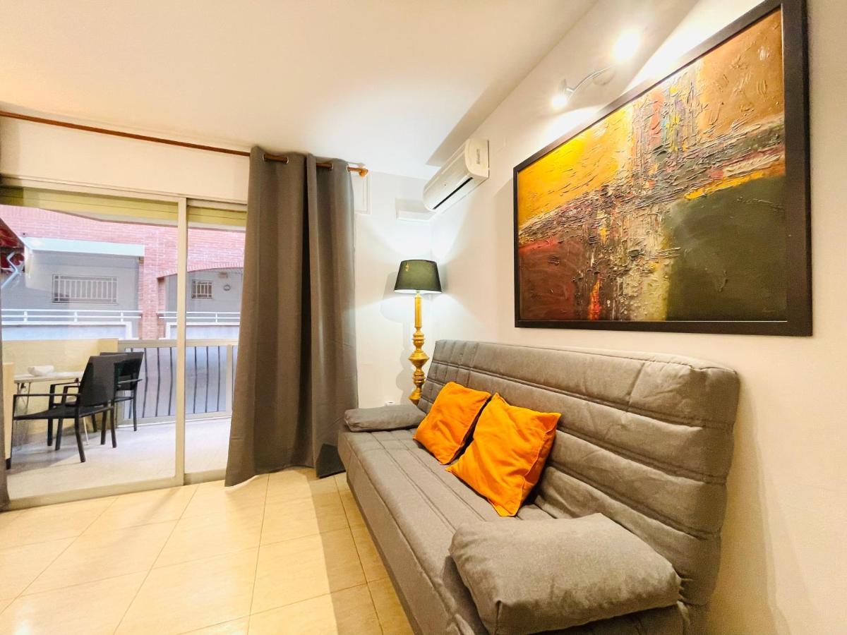 Renovado Apartamento En Zona Residencial A Pasos Del Mar サロウ エクステリア 写真